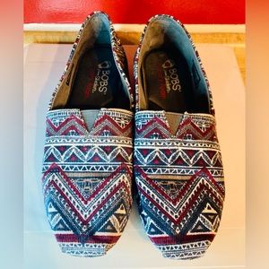 Bobs Skechers Rivers Edge Aztec Corduroy Memory Foam Slip-On Shoes Size 8w